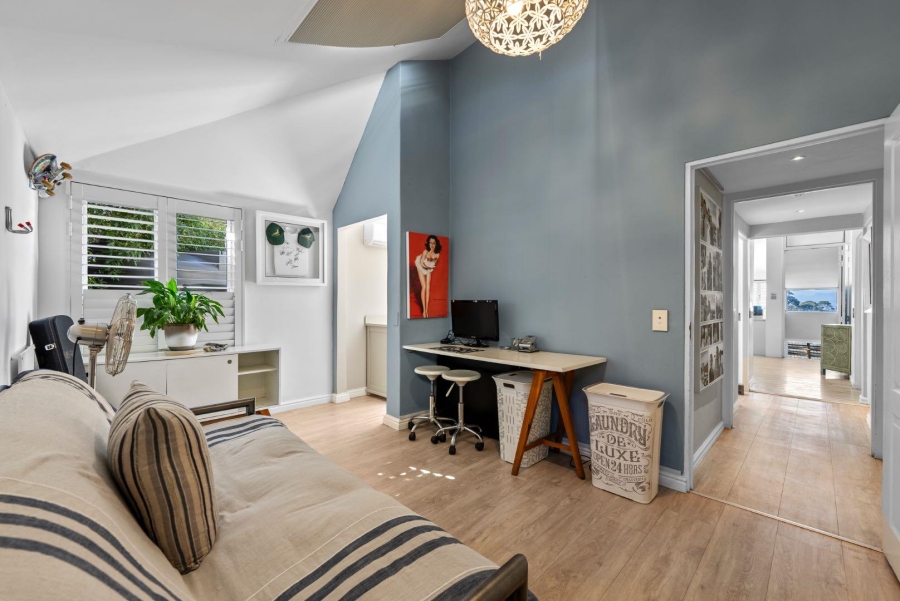 4 Bedroom Property for Sale in Tamboerskloof Western Cape
